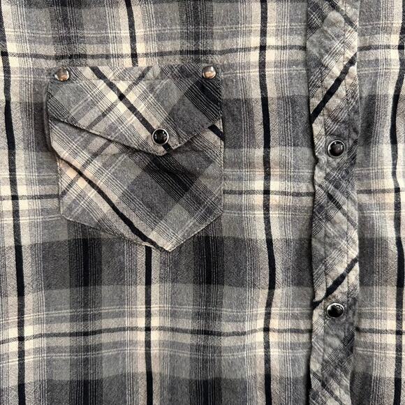 Kuhl Women's Medium Western Plaid Shirt Pearl Snaps Long Sleeves Soft Comfort - Picture 3 of 13